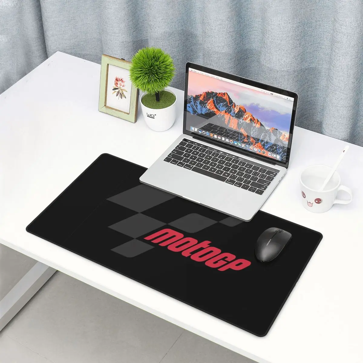 Alfombrilla grande para ratón  - Laptop Accessories Essential reseña y precio